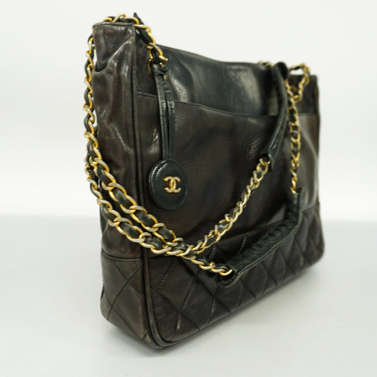 Luxury Chanel  Matelasse Fringed Chain Shoulder Lambskin Women's Shoulder Bag Black