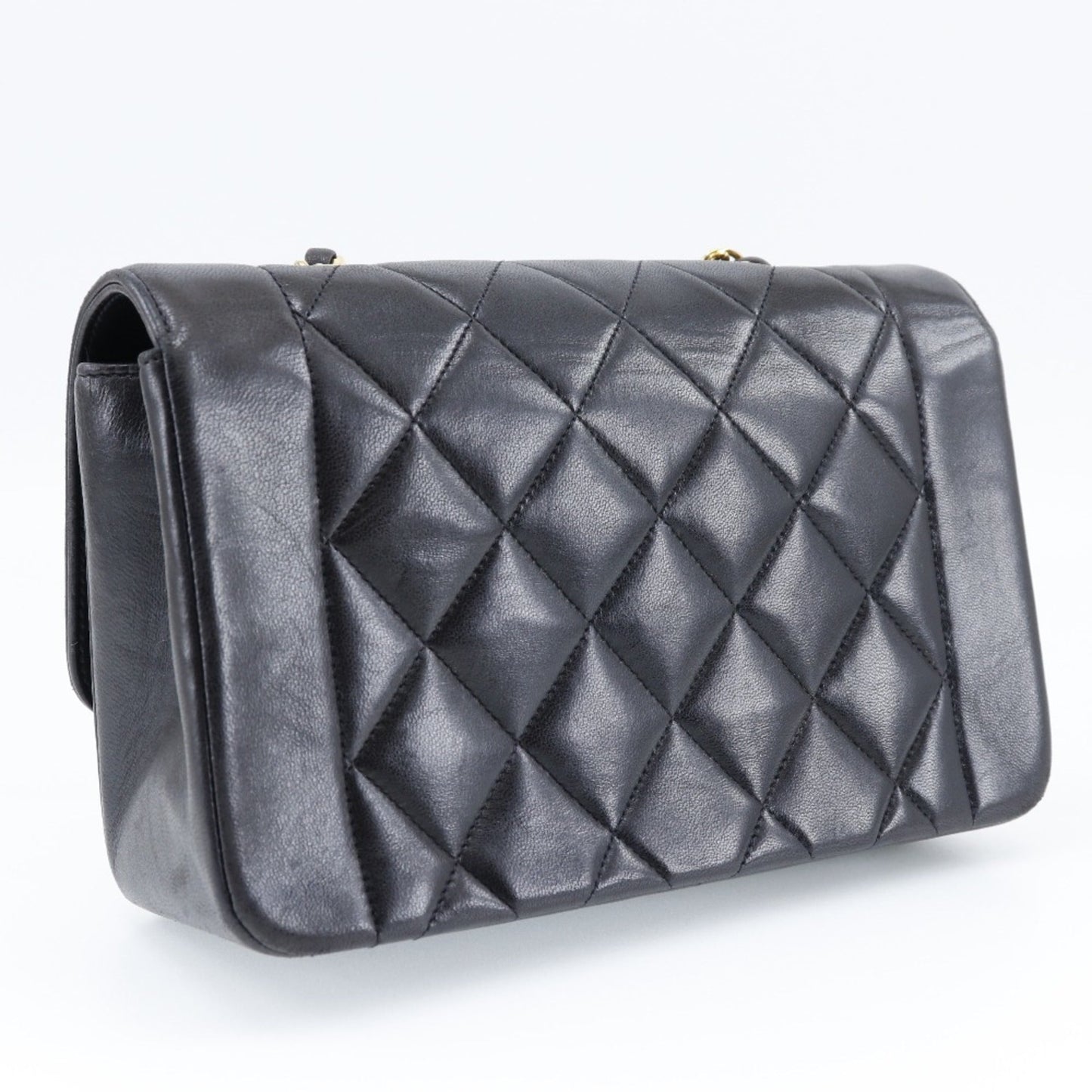 CHANEL Diana Flap 22 Shoulder Bag Chain Matelasse A01164 Lambskin Made in France Black Crossbody Turnlock diana flap Women's