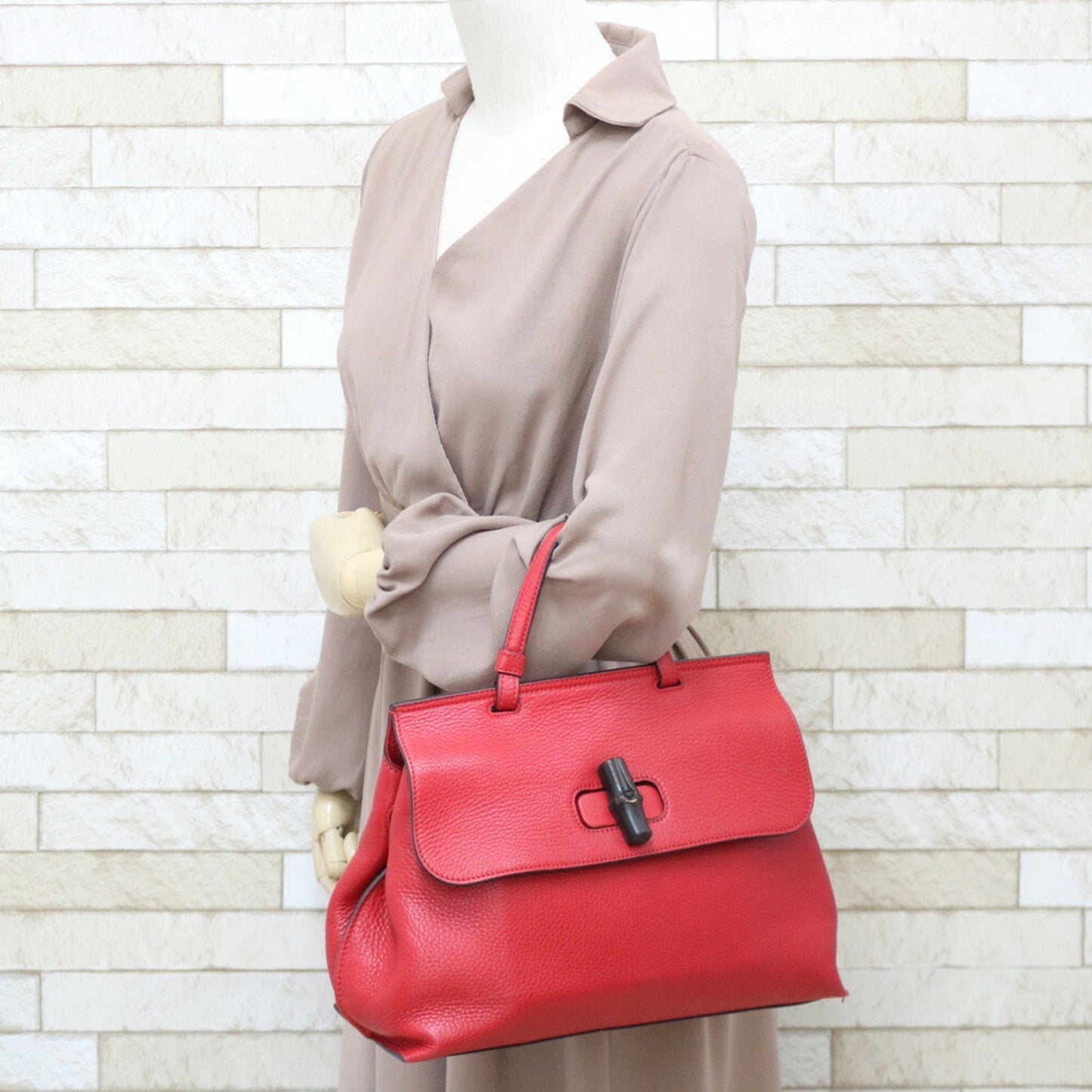 Luxury Gucci Shoulder Bag Bamboo Handbag Red Women's Leather