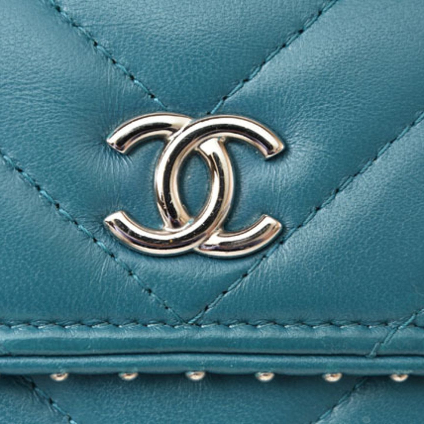 Luxury Chanel wallet  chevron studs turquoise blue