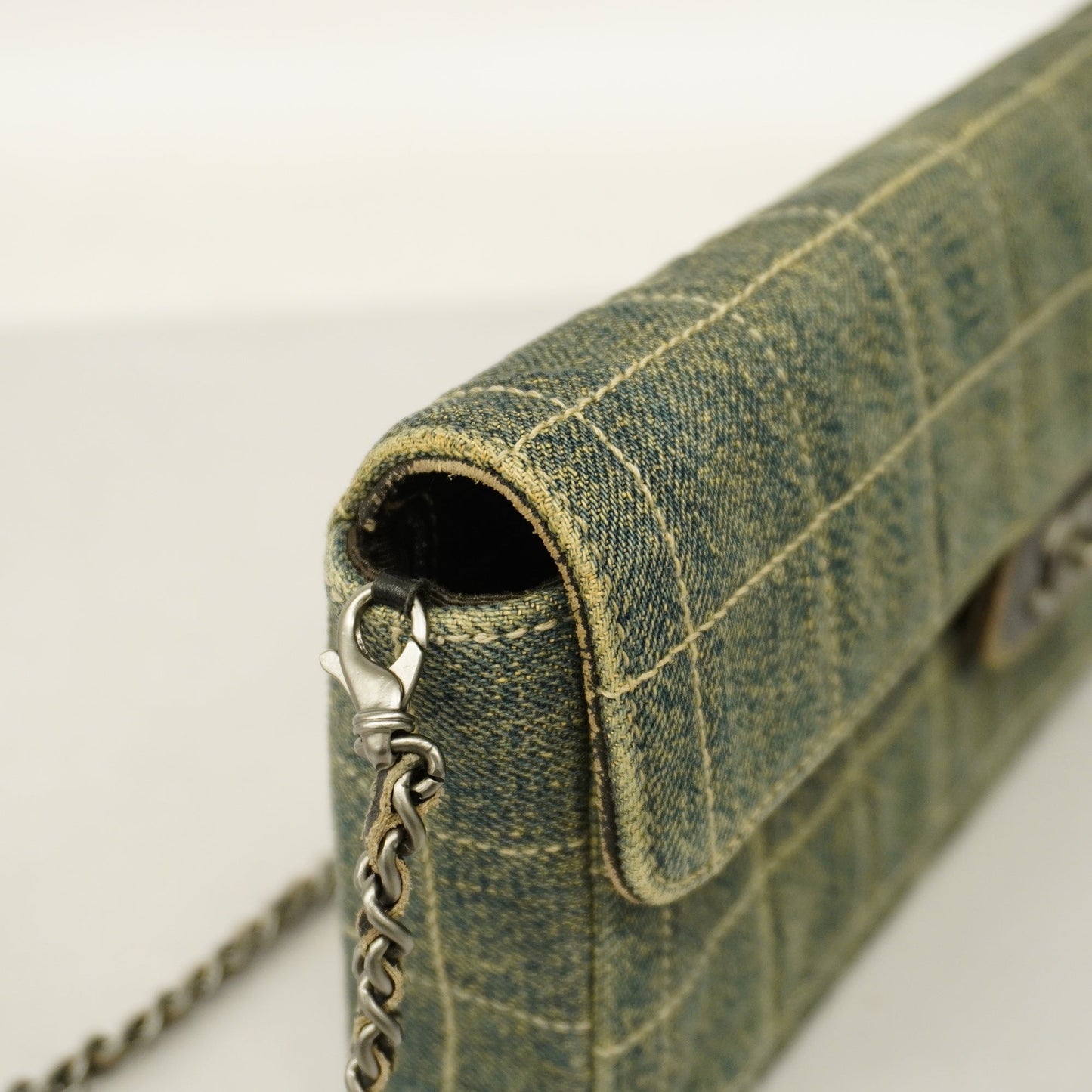 CHANEL  Chocolate Bar Chain Shoulder Women's Denim Shoulder Bag Blue