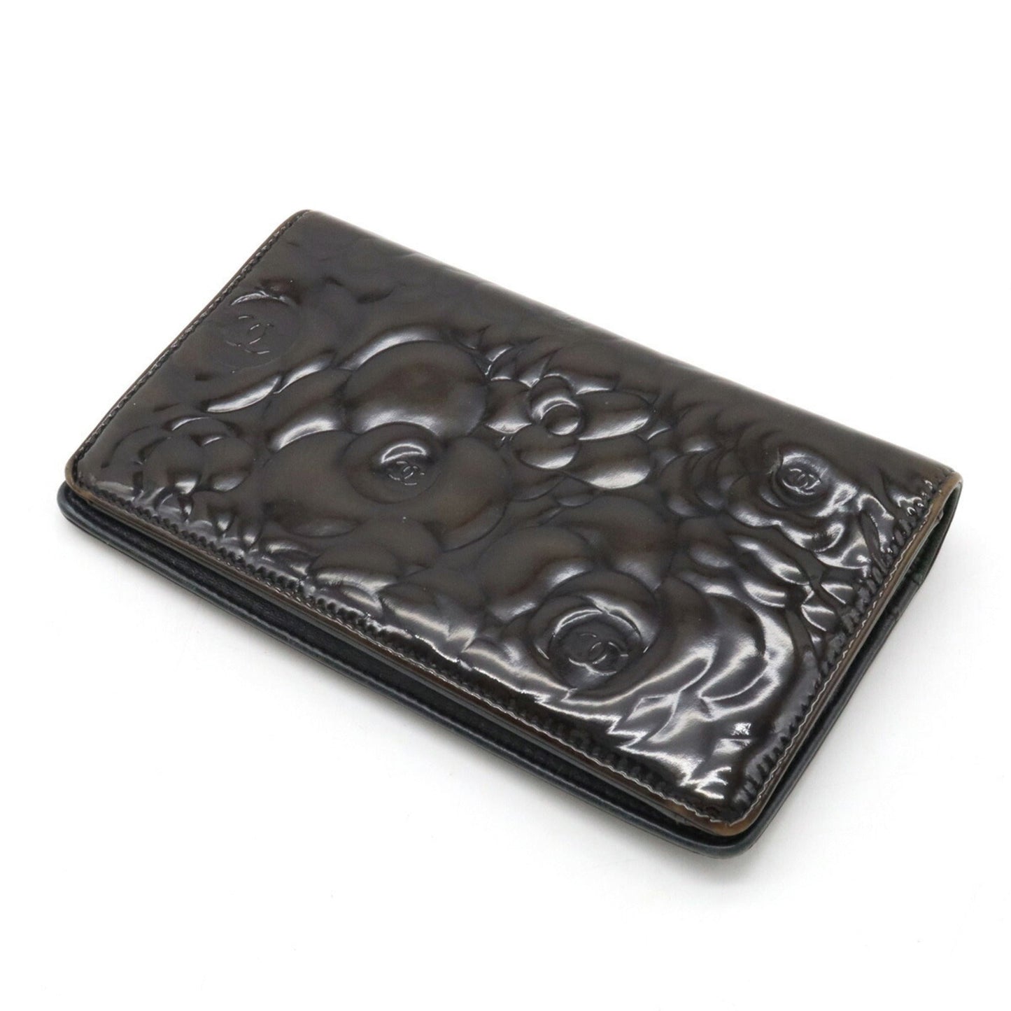 Luxury Chanel Camellia Motif Here Mark Bifold Patent Leather Enamel Black A36544