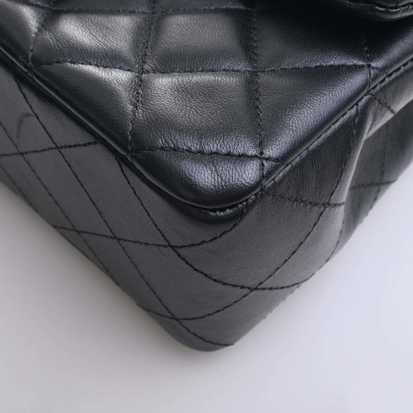 Luxury Chanel Lambskin Matelasse Coco Mark Chain Shoulder Bag Black Ladies