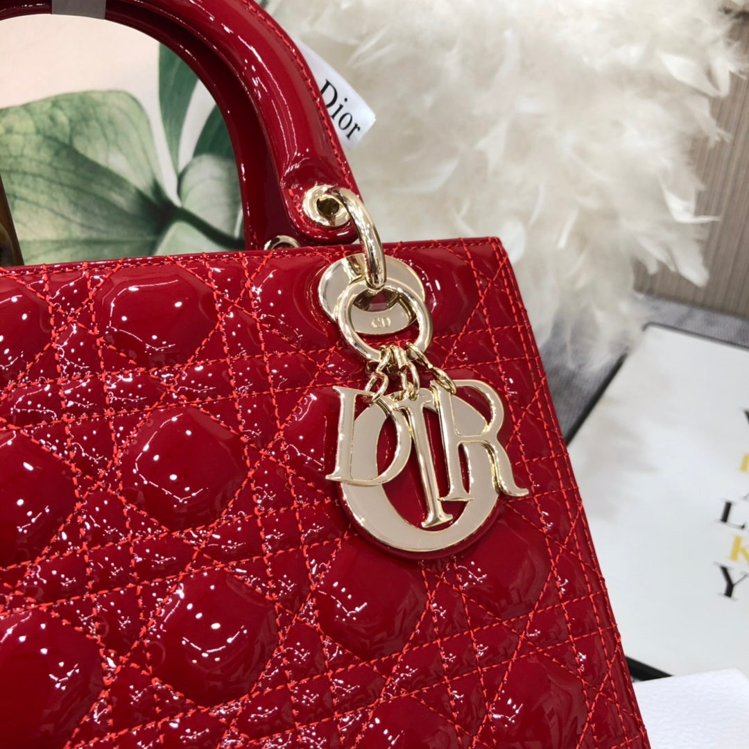 Luxury Diormedium lady 24 red patent calfskin