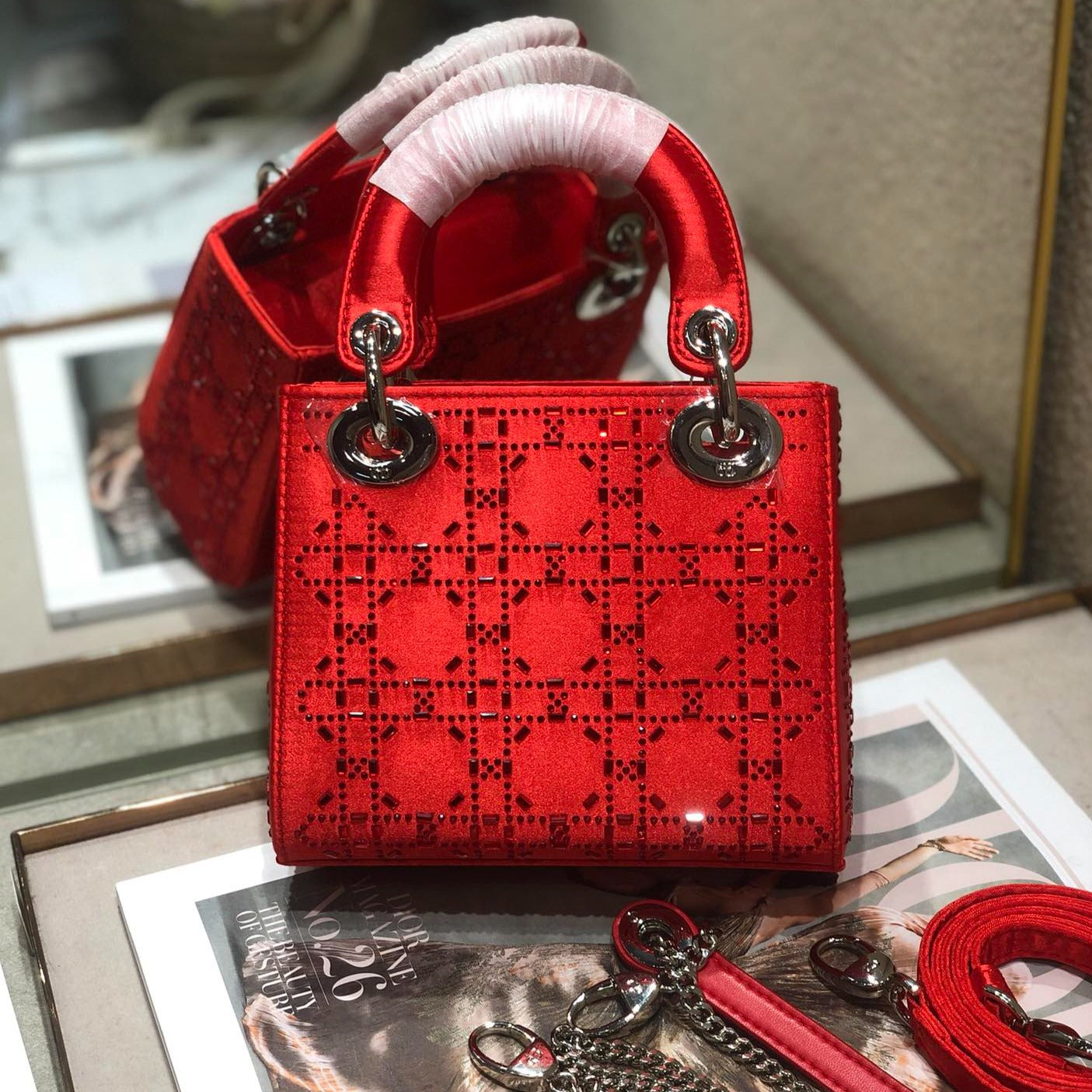 Luxury DiorLADY 24 HANDBAG EMBOSSED DIAMOND IN CHERRY RED CALFSKIN