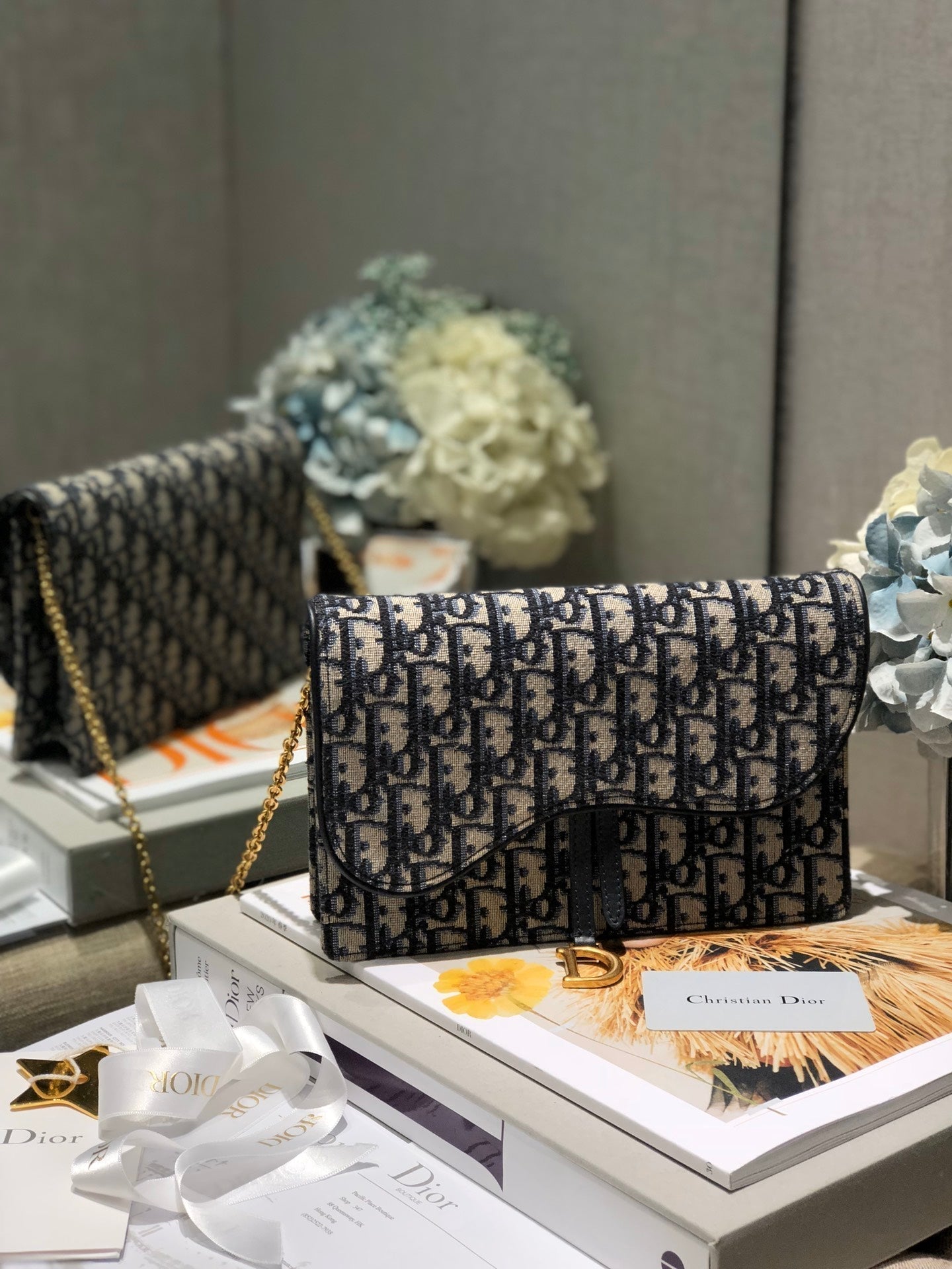 Luxury DiorSaddle Pouch With Chain Blue Obique Embroidery