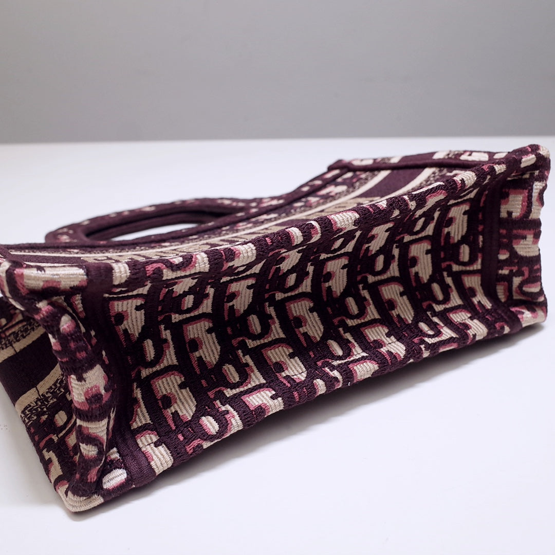 Luxury Diormini book tote 23cm burgundy beige embroidery canvas