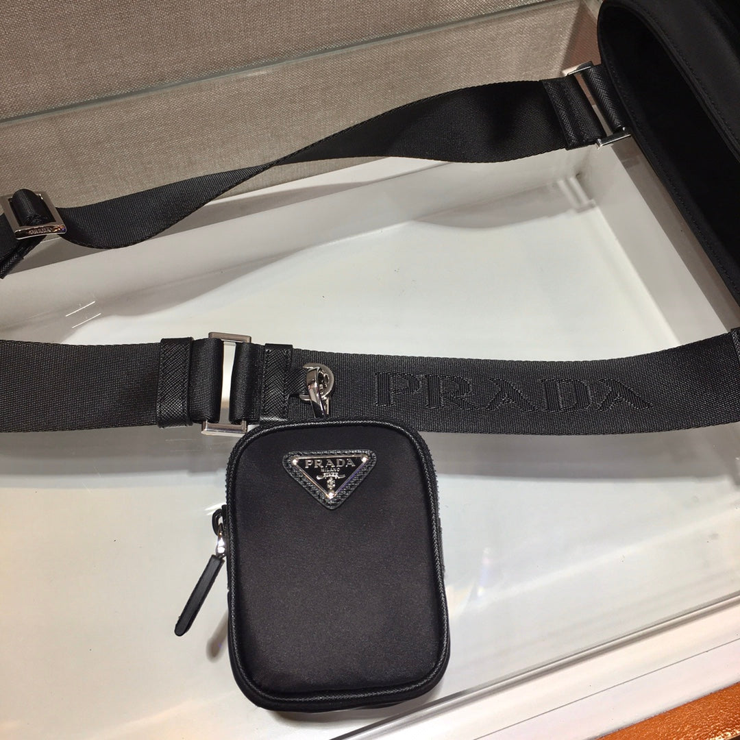 Luxury PradaTRIANGLE LOGO CROSSBODY BAG 25 IN BLACK RE-NYLON AND SAFFIANO LEATHER TRIM