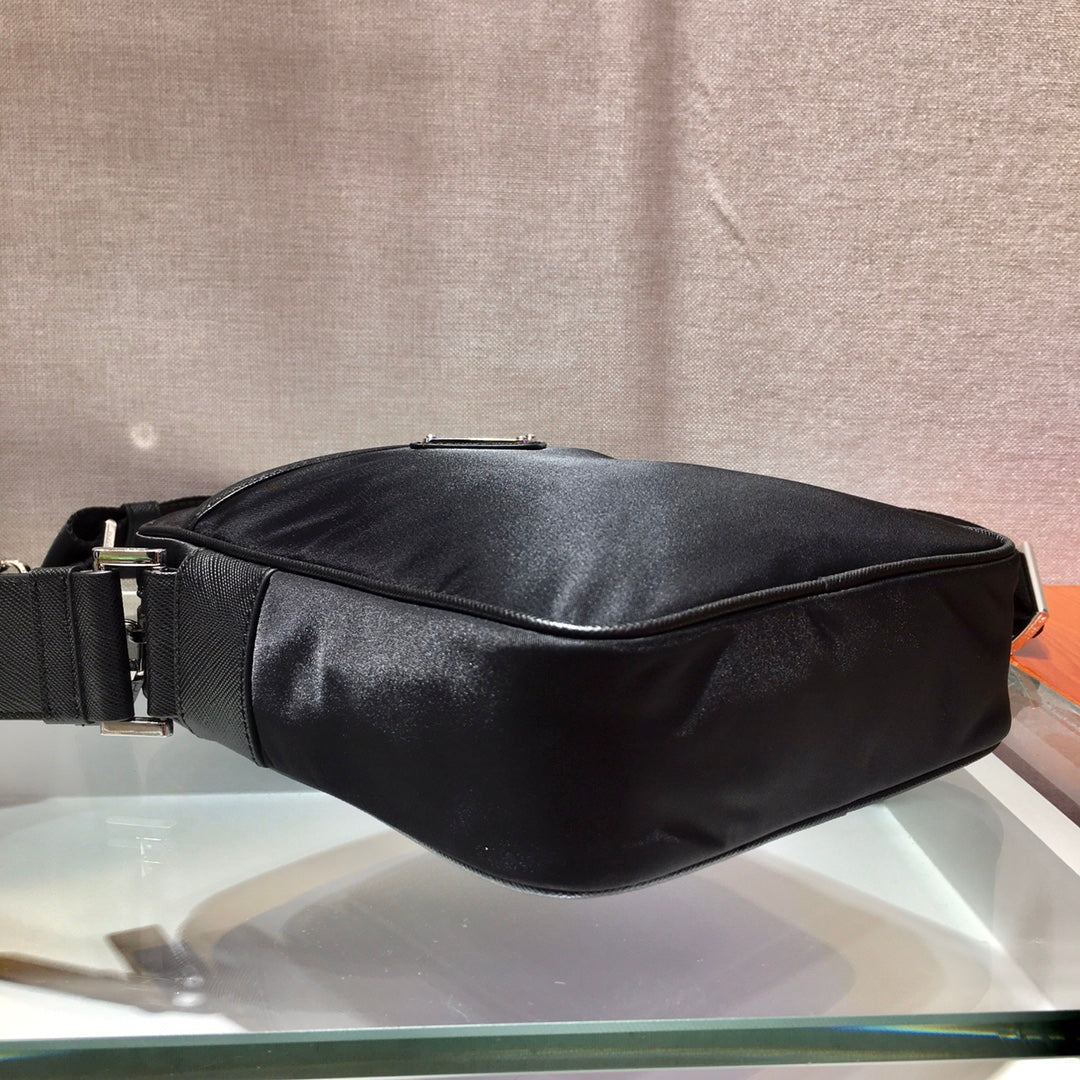 Luxury PradaCROSSBODY BAG 20 IN BLACK RE-NYLON AND SAFFIANO LEATHER TRIM