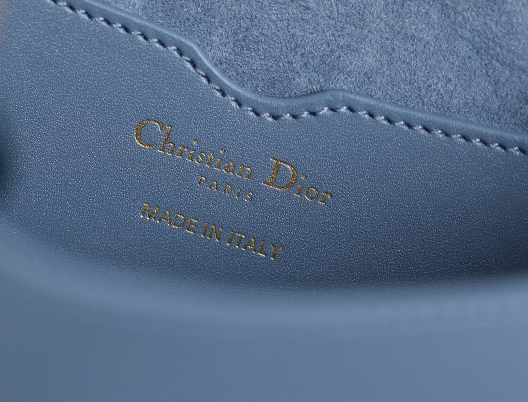 Luxury DiorMEDIUM BOBBY 22CM BLUE CALFSKIN GOLD HARDWARE