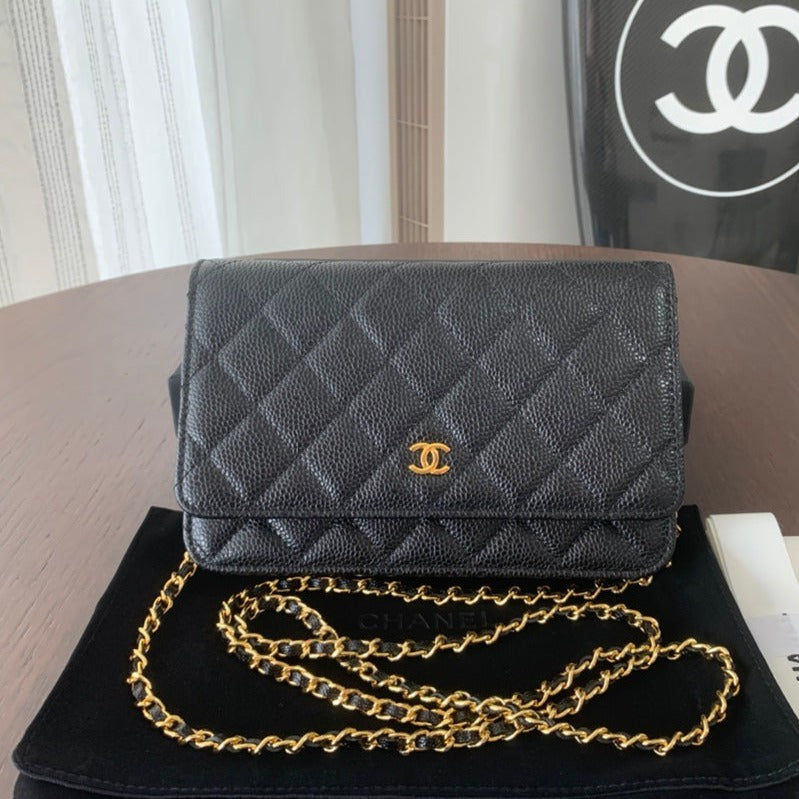 Luxury Chanel WOC 19CM BLACK CAVIAR GOLD HARDWARE