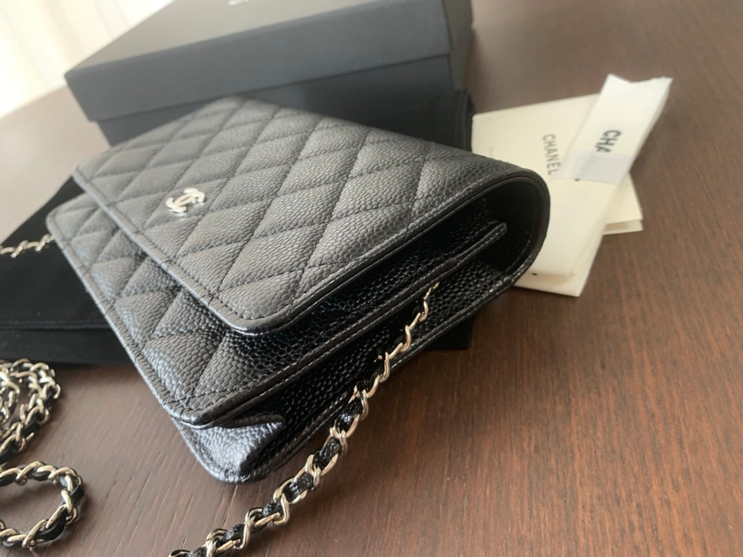Luxury Chanel WOC 19CM BLACK CAVIAR SILVER HARDWARE