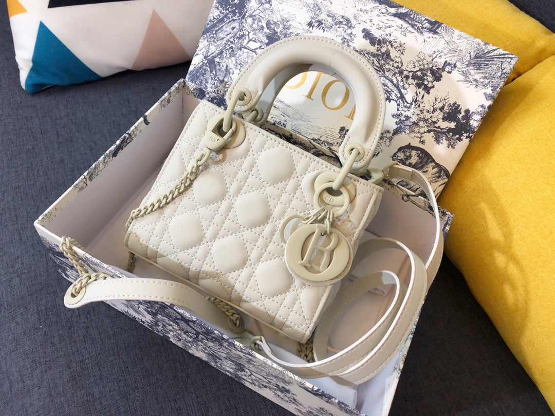 Luxury DiorMINI LADY 17 BAG IN WHITE CALFSKIN