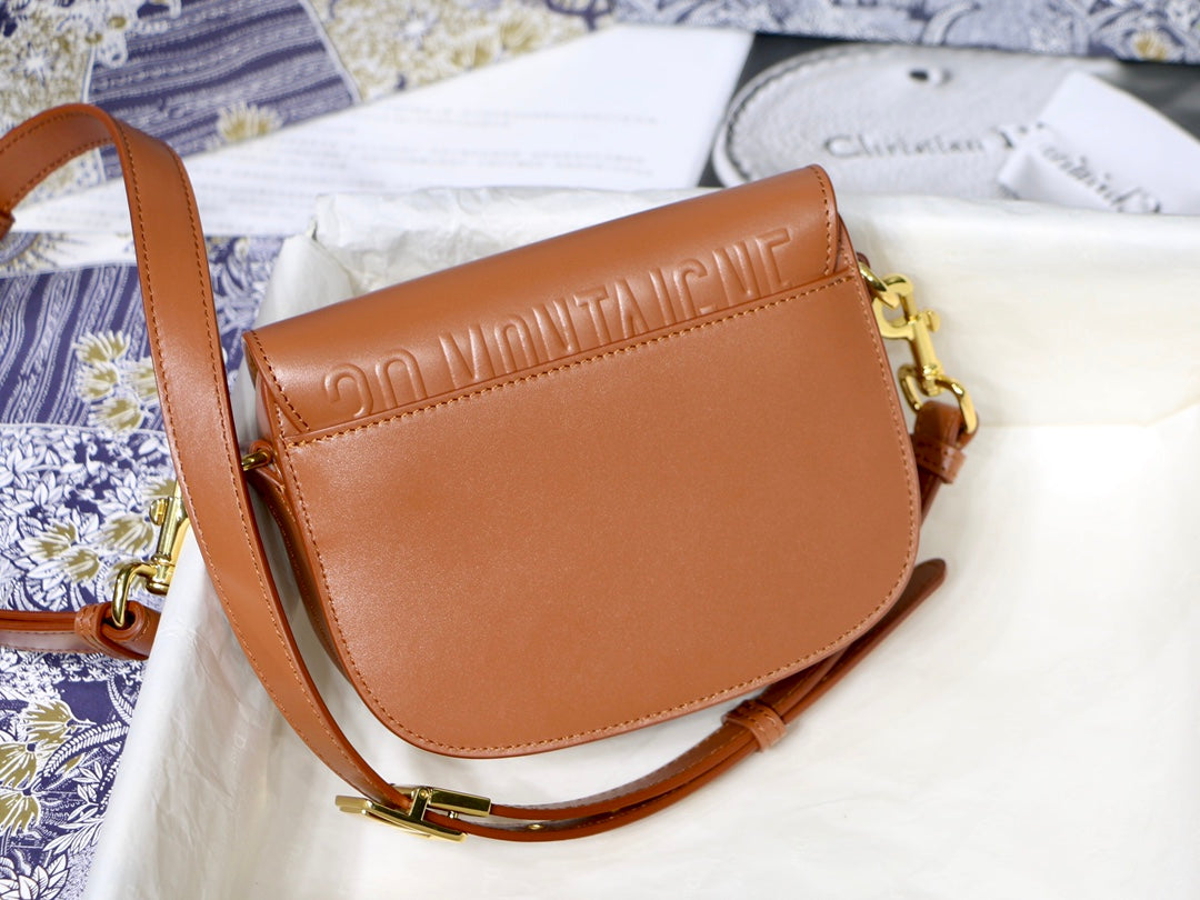 Luxury DiorMEDIUM BOBBY 22CM DARK TAN CALFSKIN GOLD HARDWARE