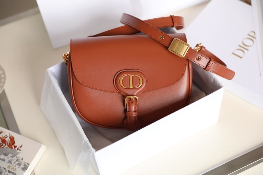 Luxury DiorMEDIUM BOBBY 22CM DARK TAN CALFSKIN GOLD HARDWARE