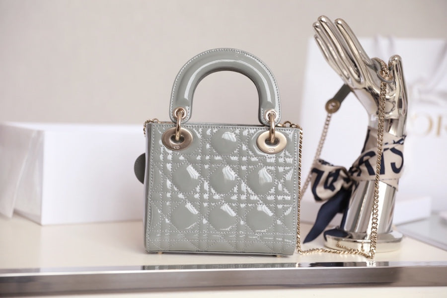 Luxury DiorLADY 17 IN GRAY WITH CANNAGE PATTERN