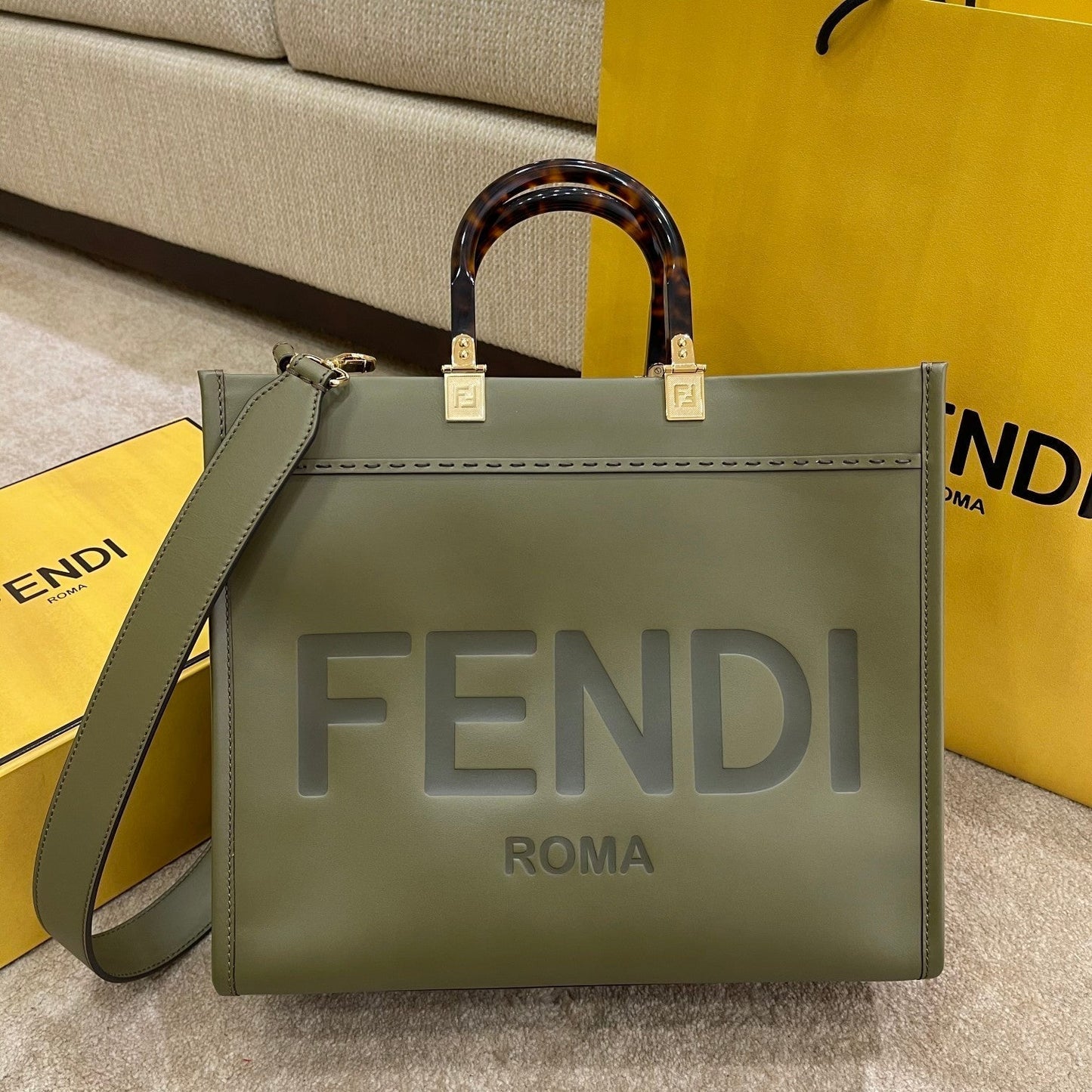 Luxury FendiSHINE LARGE 35 TOTE IN OLIVE GREEN CALFSKIN