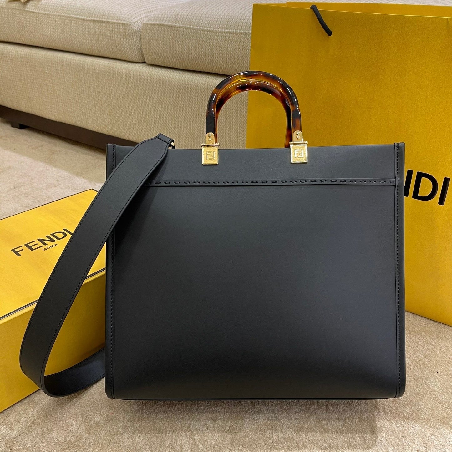 Luxury FendiSHINE LARGE 35 TOTE IN BLACK CALFSKIN