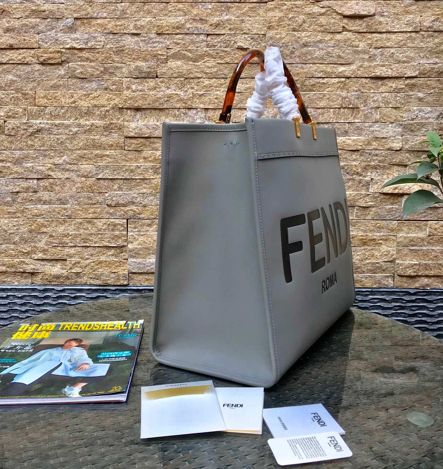 Luxury FendiFend Sunshine Large Bag 40.5 Grey Leather