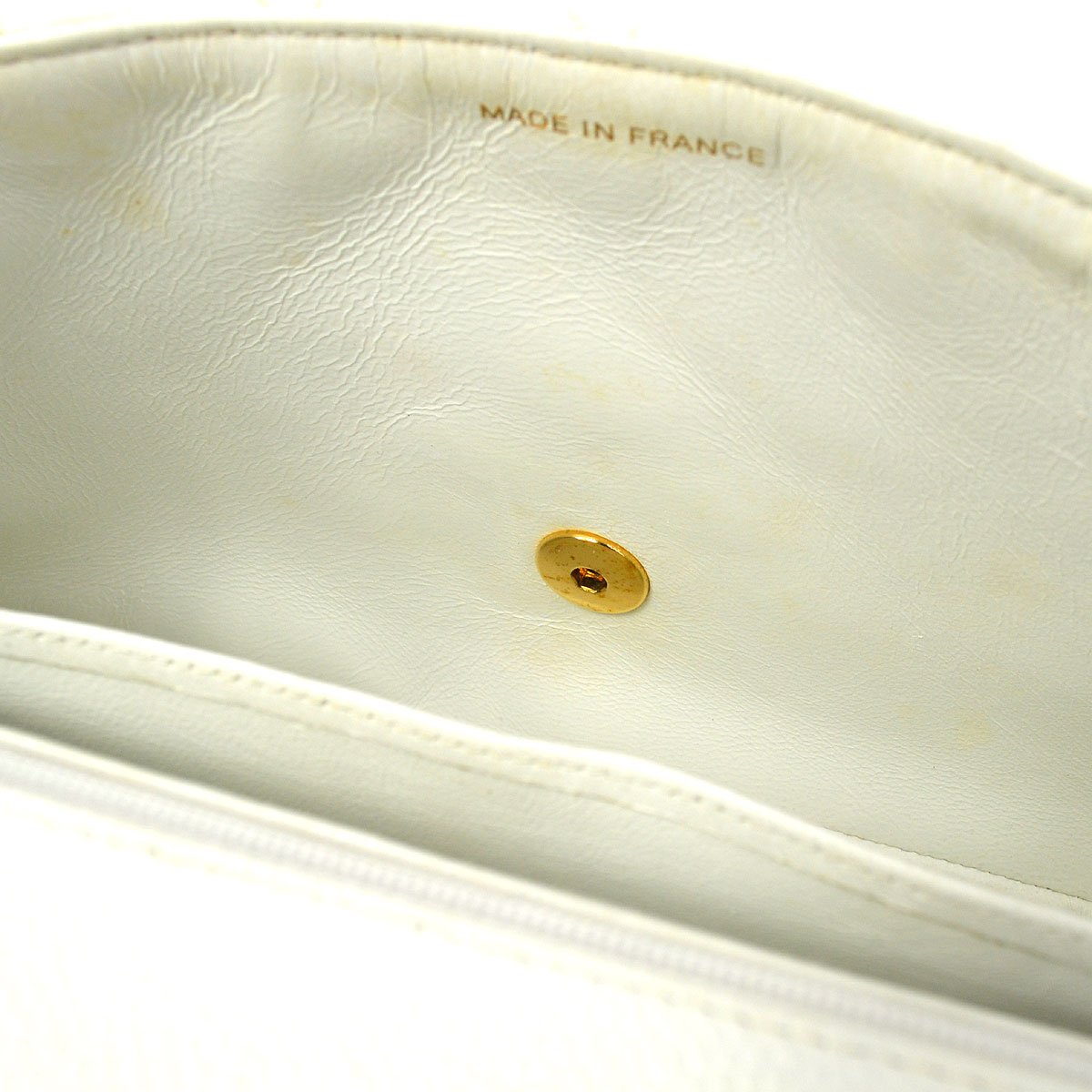 CHANEL 1996-1997 Classic Flap Handbag Medium 39606