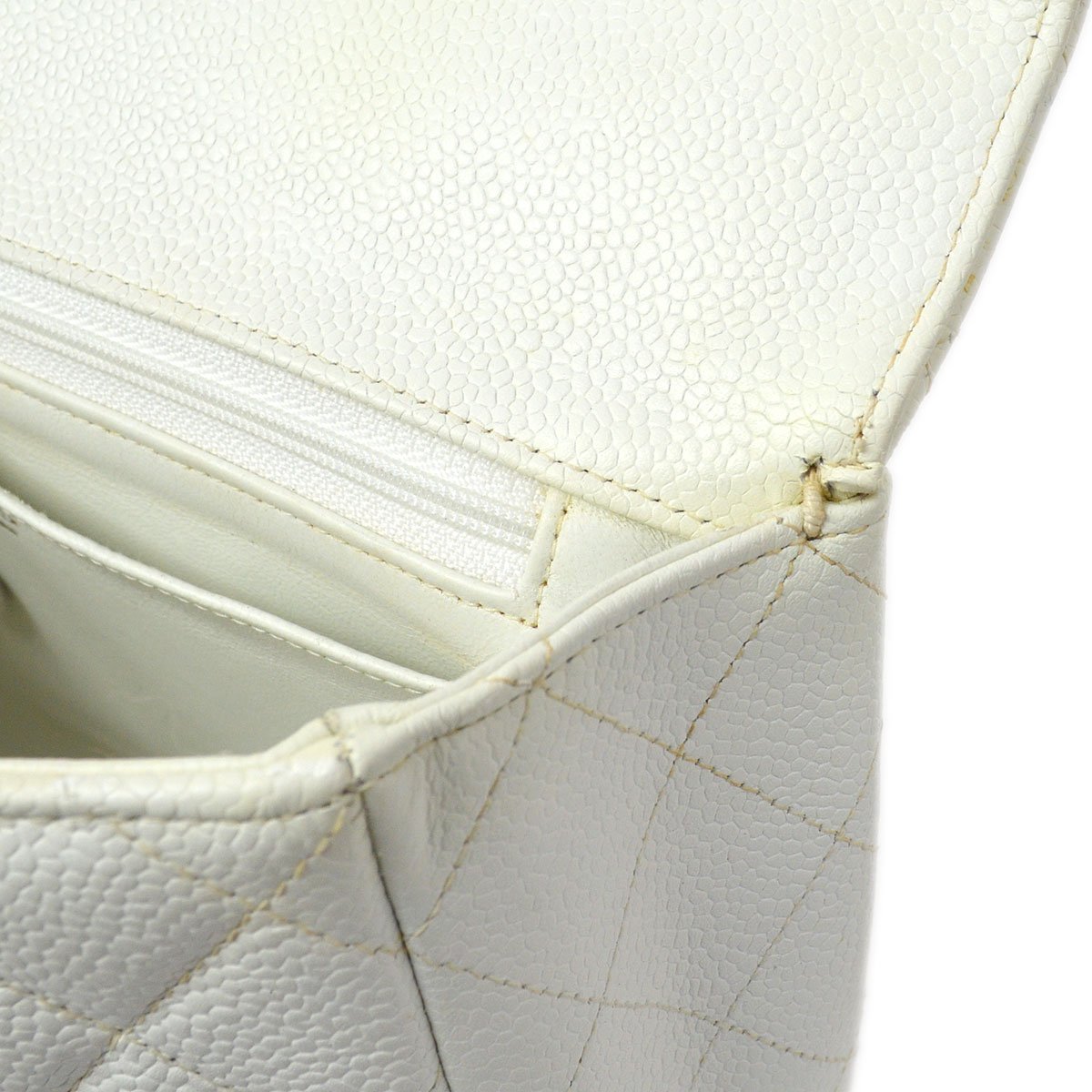 CHANEL 1996-1997 Classic Flap Handbag Medium 39606