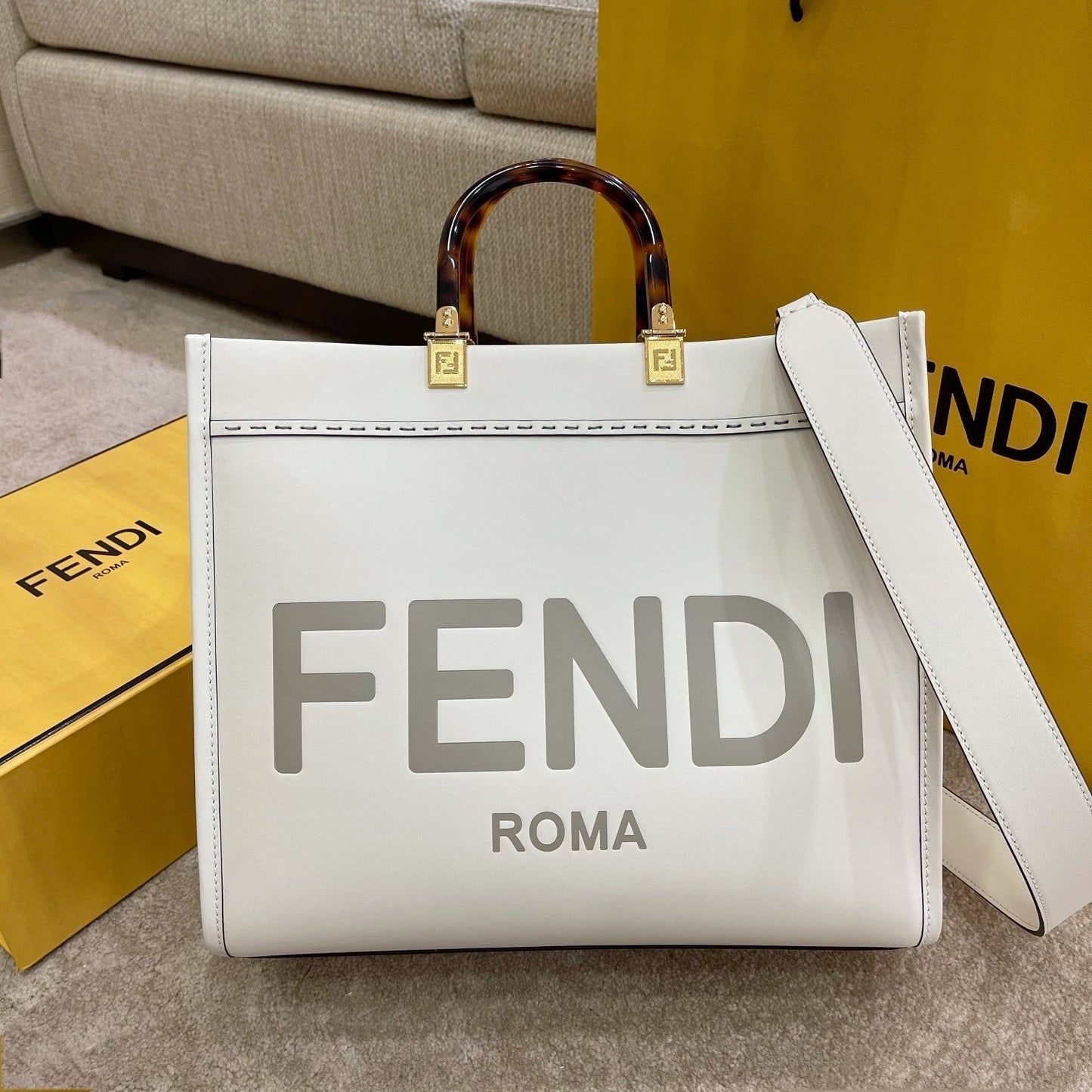 Luxury FendiSHINE LARGE 35 TOTE IN WHITE CALFSKIN