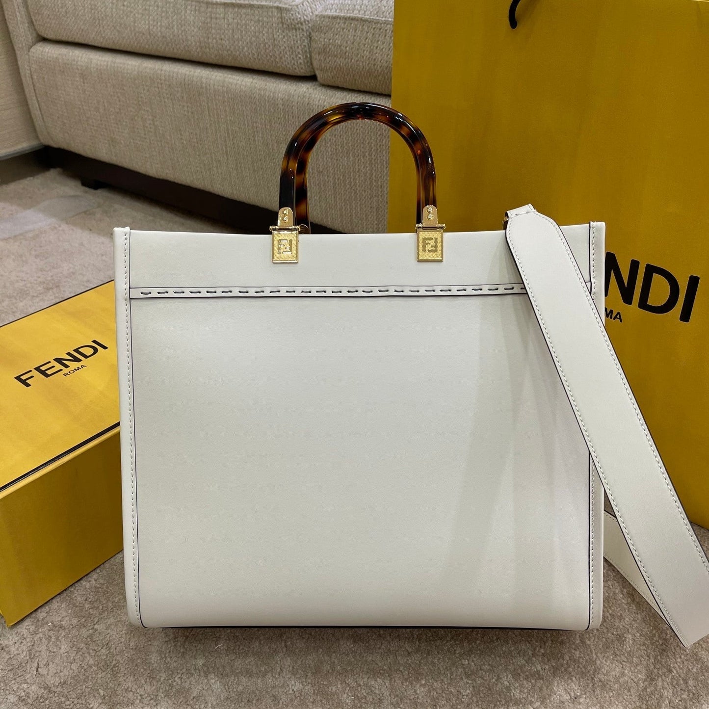 Luxury FendiSHINE LARGE 35 TOTE IN WHITE CALFSKIN
