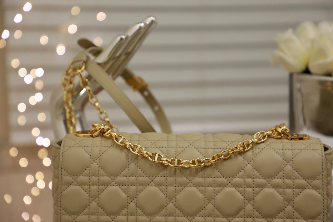 Luxury DiorLARGE CARO BAG 28 LIGHT BEIGE CALFSKIN