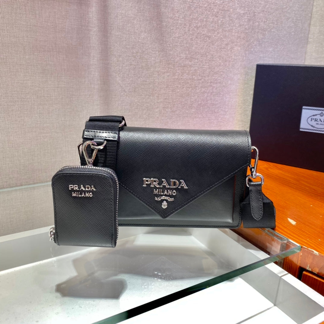 Luxury PradaENVELOPE FLAP BAG 20 IN BLACK SAFFIANO LEATHER