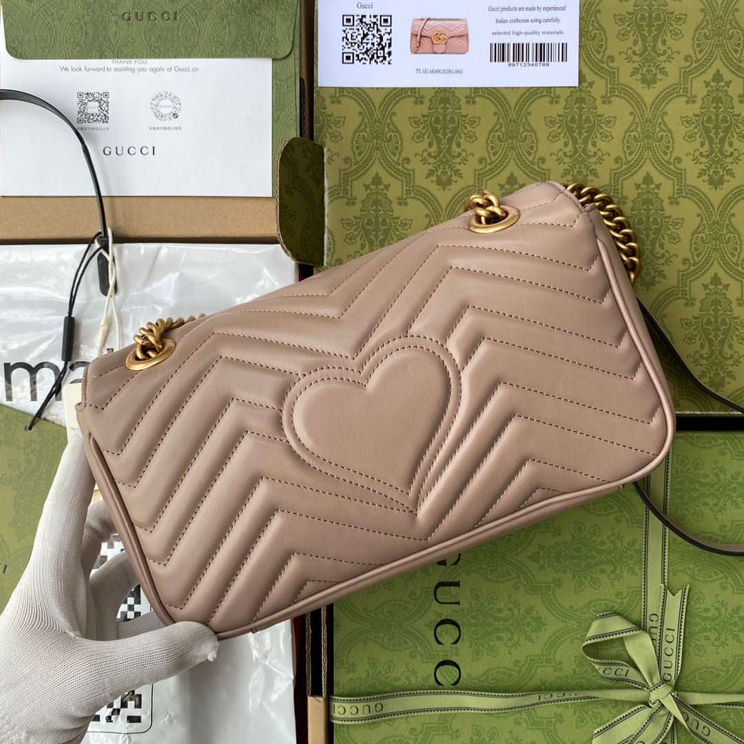 Luxury Gucci gg marmont 26cm beige calfskin gold hardware