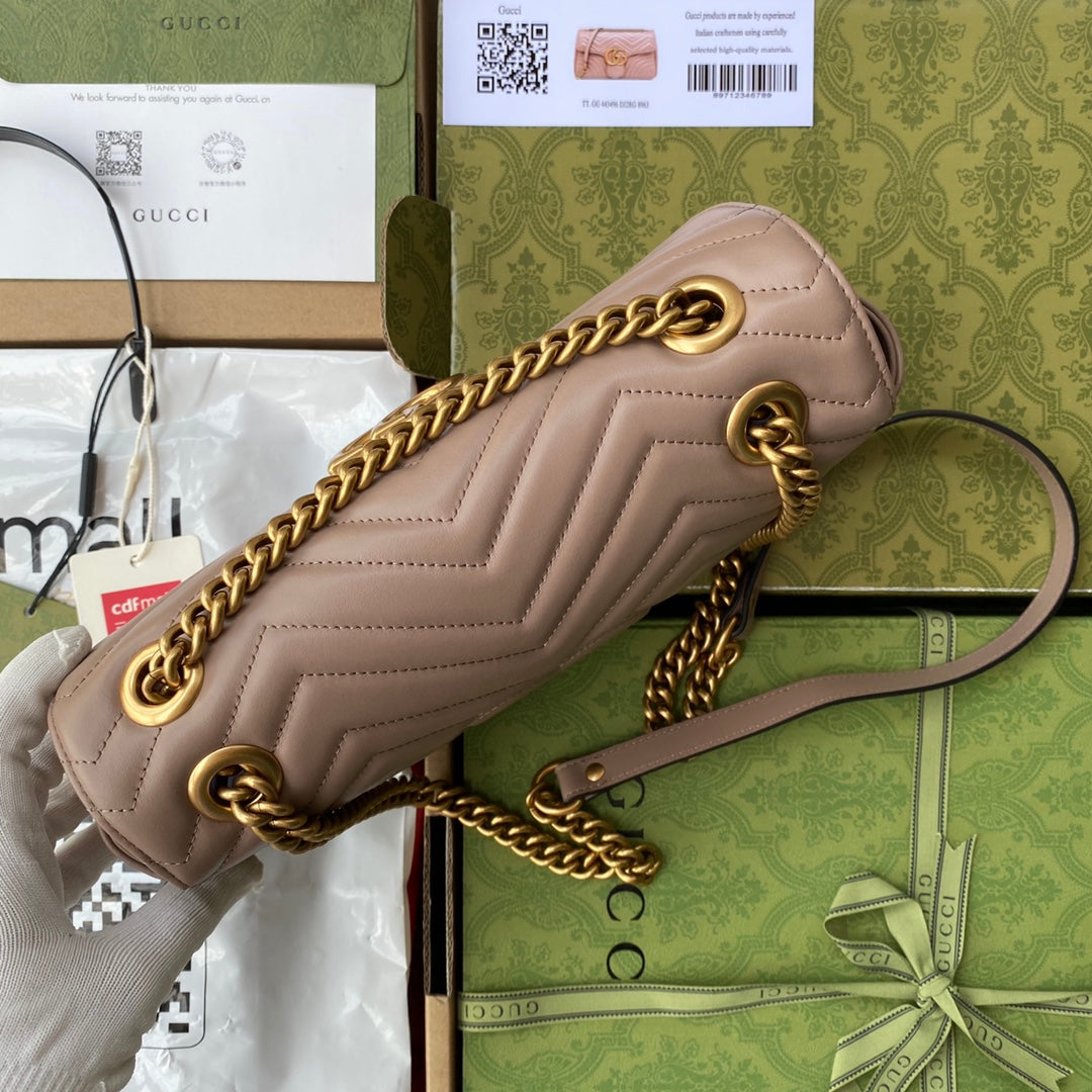 Luxury Gucci gg marmont 26cm beige calfskin gold hardware