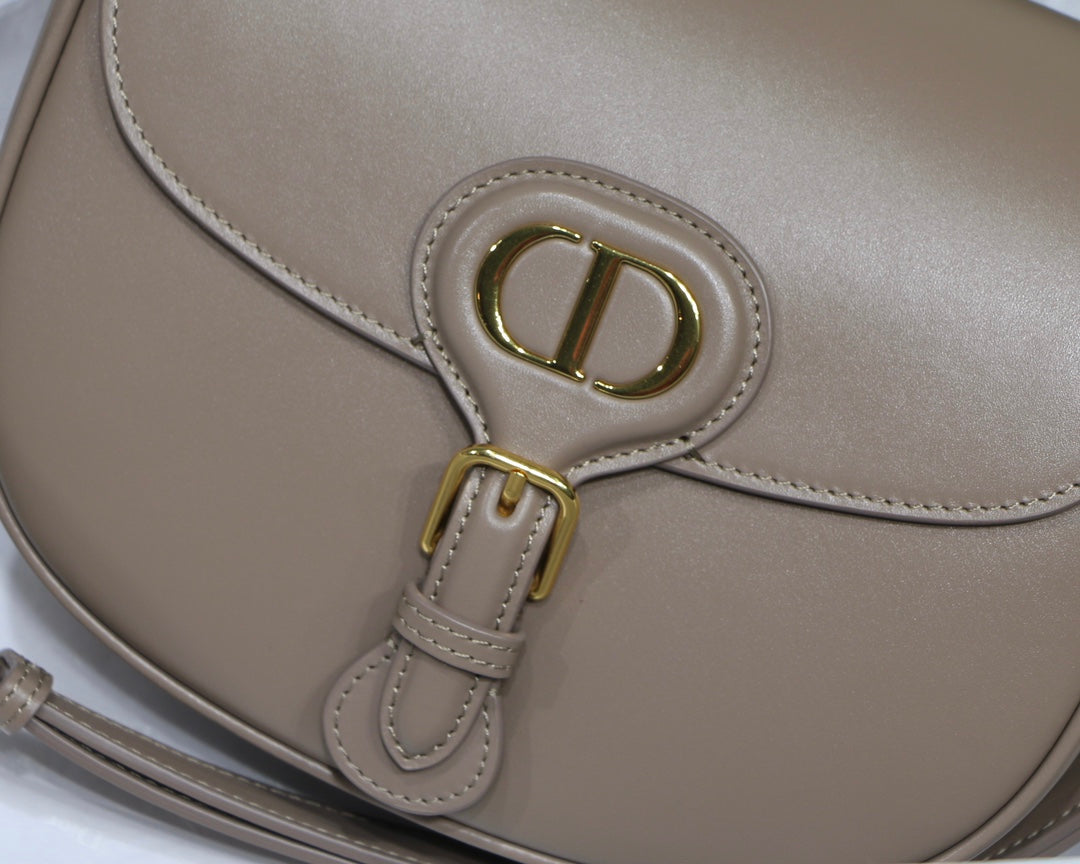 Luxury DiorMEDIUM BOBBY 22CM DARK BROWN CALFSKIN GOLD HARDWARE