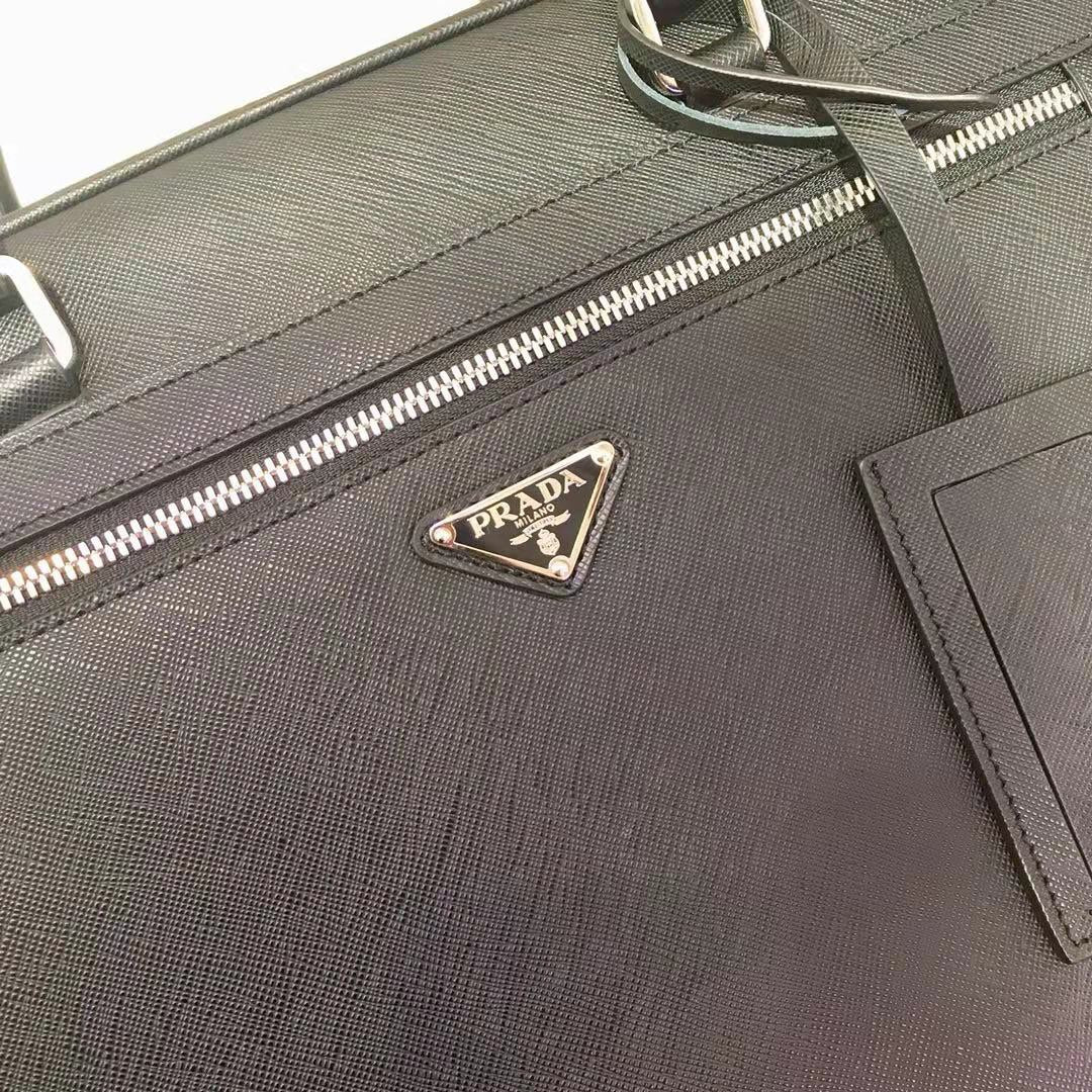 Luxury Prada38 BRIEFCASE IN BLACK SAFFIANO LEATHER