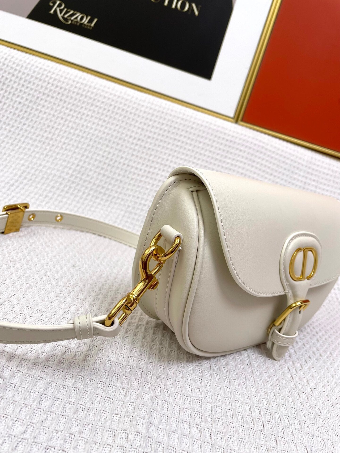 Luxury DiorMINI BOBBY EAST-WEST 20 BAG IN WHITE CALFSKIN