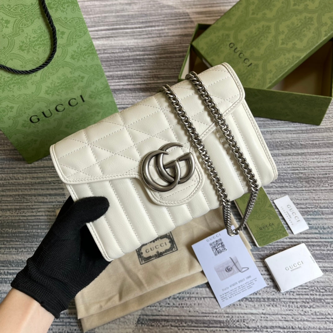 Luxury Gucci GG MARMONT MINI 20 SHOULDER BAG IN WHITE CALFSKIN