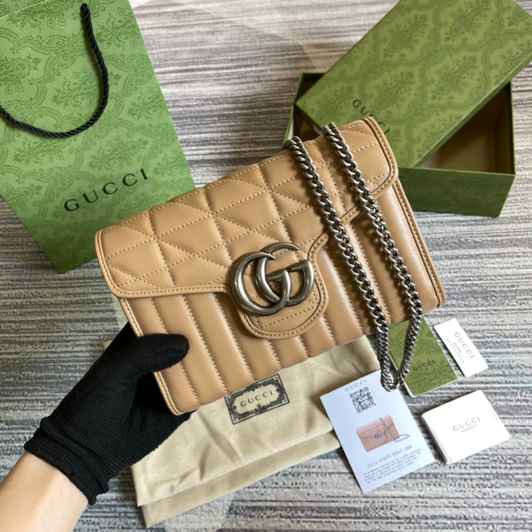 Luxury Gucci GG MARMONT MINI 20 SHOULDER BAG IN CAMEL BROWN CALFSKIN
