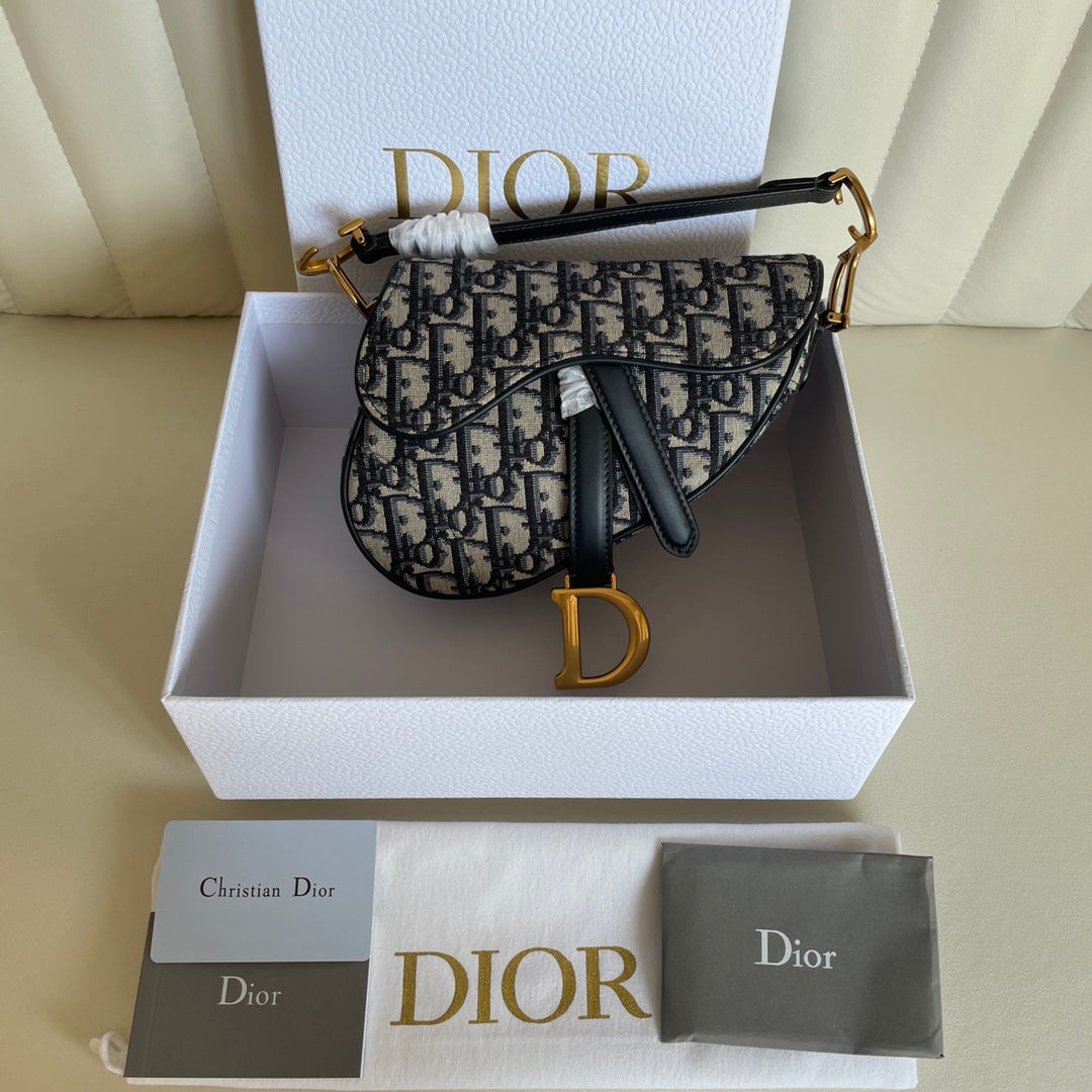 Luxury DiorSaddle Bag Strap With Strap 19cm Blue Obique Embroidery