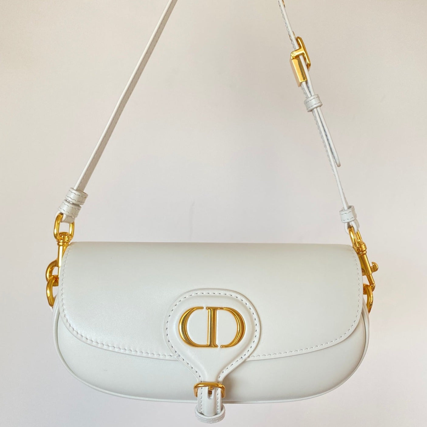 Luxury DiorBOBBY EAST-WEST 22 BAG IN WHITE CALFSKIN