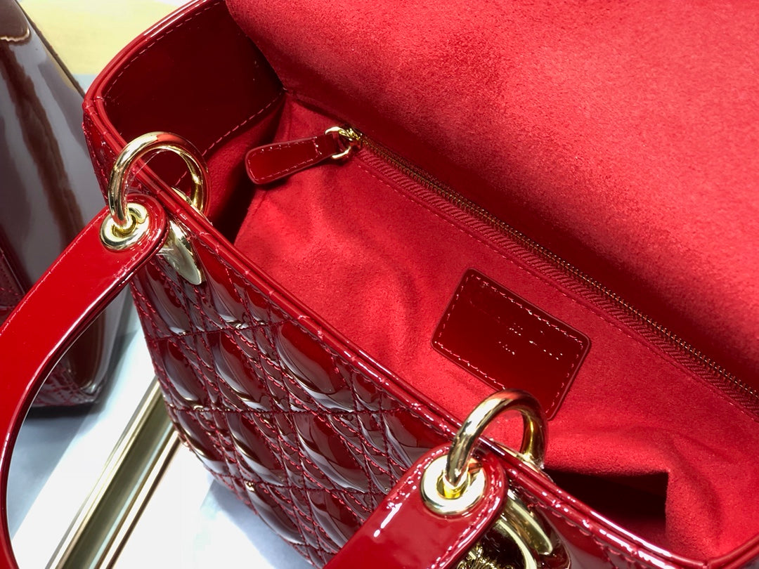 Luxury Diormedium lady 24 dark red patent calfskin