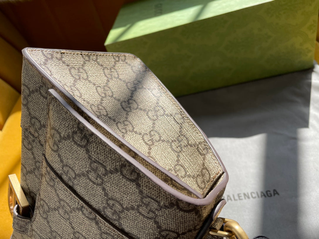 Luxury Gucci GG x BALENCIAGA HOURGLASS BAG 22 IN BEIGE EBONY MONOGRAM CANVAS GOLD HARDWARE