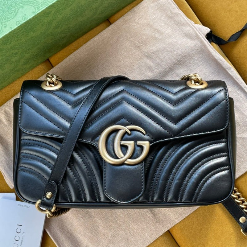 Luxury Gucci GG MARMONT MATELASSÉ LARGE 26 BAG BLACK CALFSKIN