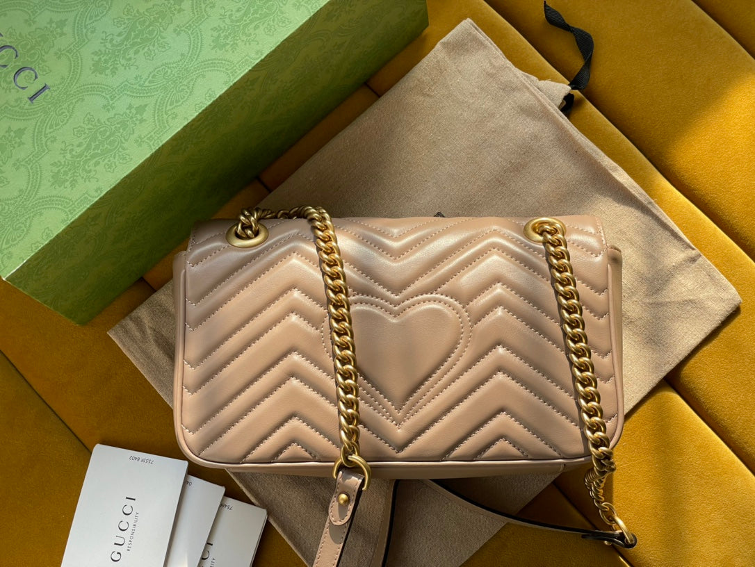Luxury Gucci GG MARMONT MATELASSÉ LARGE 26 BAG BEIGE CALFSKIN