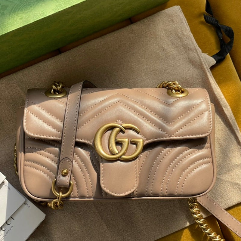Luxury Gucci GG MARMONT MATELASSÉ SMALL 22 BAG BEIGE CALFSKIN