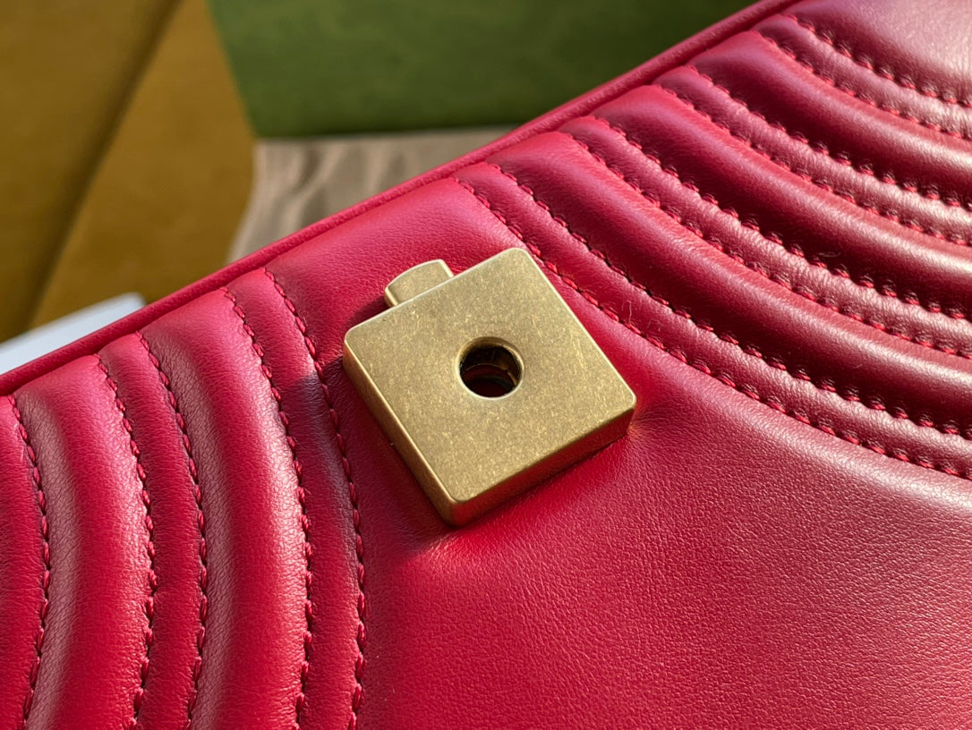 Luxury Gucci GG MARMONT MATELASSÉ SMALL 22 BAG RED PINK CALFSKIN