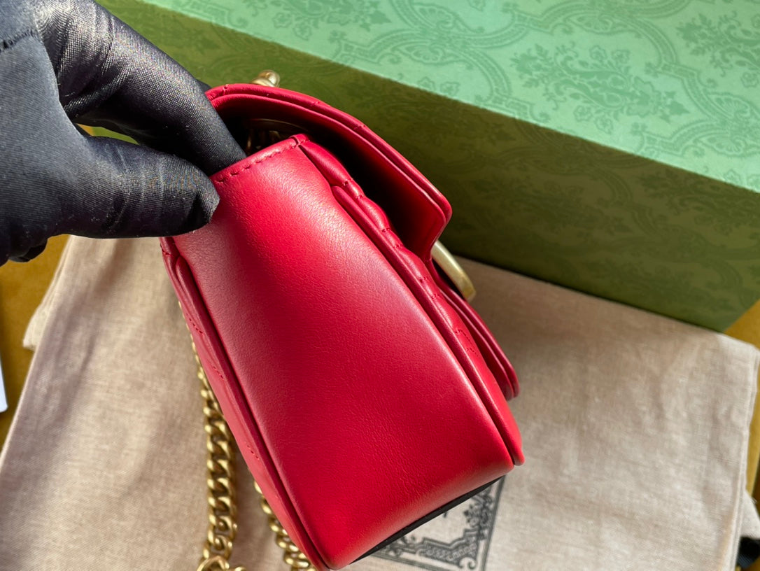Luxury Gucci GG MARMONT MATELASSÉ SMALL 22 BAG RED PINK CALFSKIN