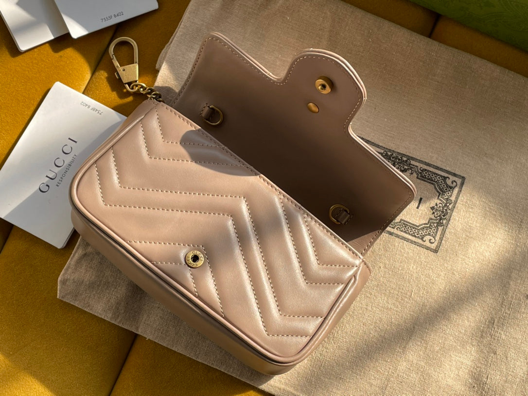 Luxury Gucci GG MARMONT MINI 16 BAG IN BEIGE CALFSKIN
