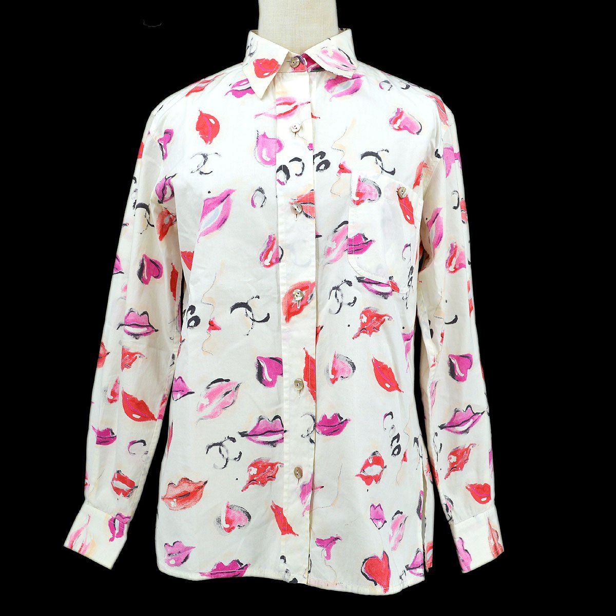 Luxury Chanel 1995 lip-print button-up shirt