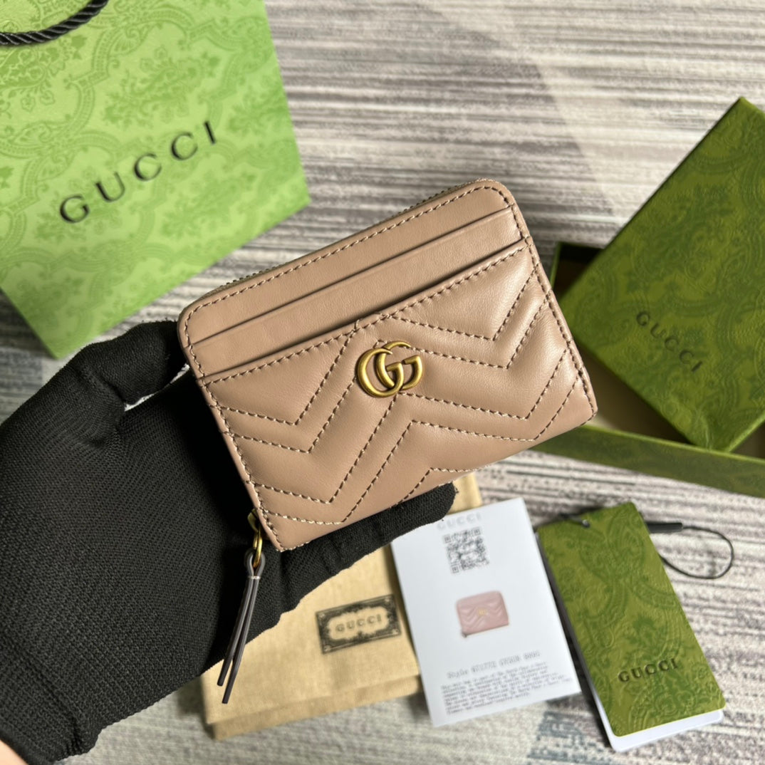 Luxury Gucci GG MARMONT MINI 11 WALLET BEIGE CALFSKIN