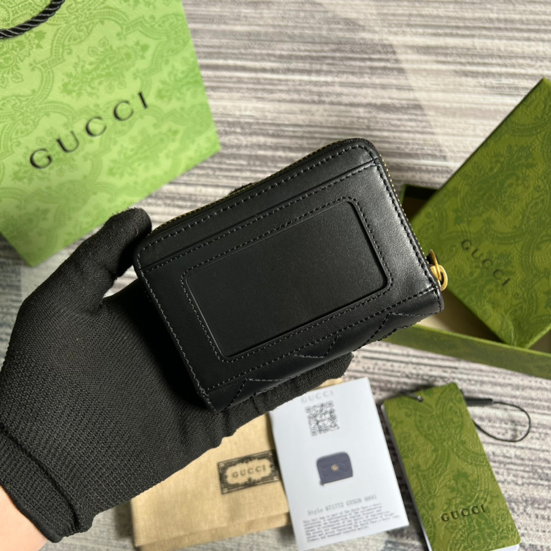 Luxury Gucci GG MARMONT MINI 11 WALLET BLACK CALFSKIN