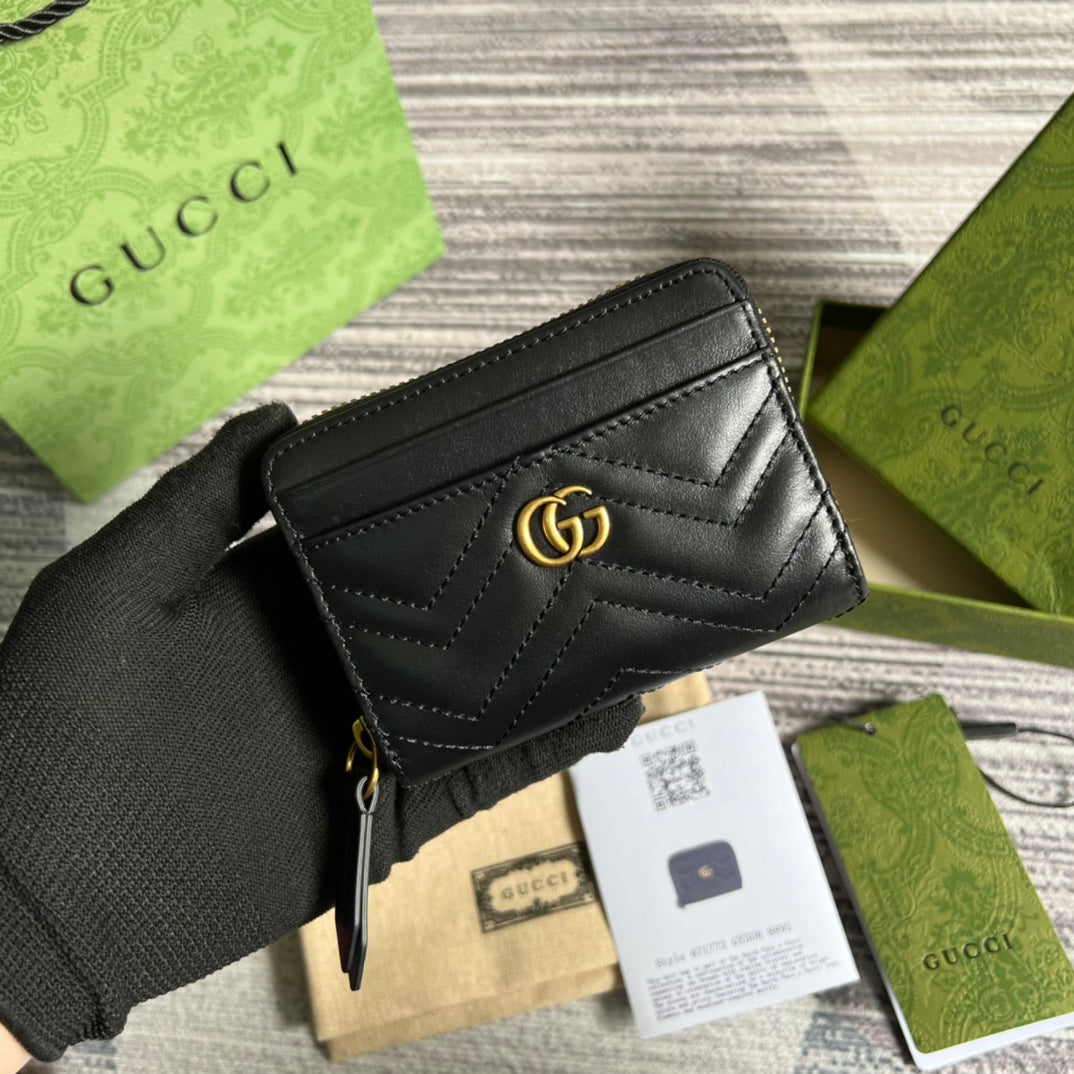 Luxury Gucci GG MARMONT MINI 11 WALLET BLACK CALFSKIN